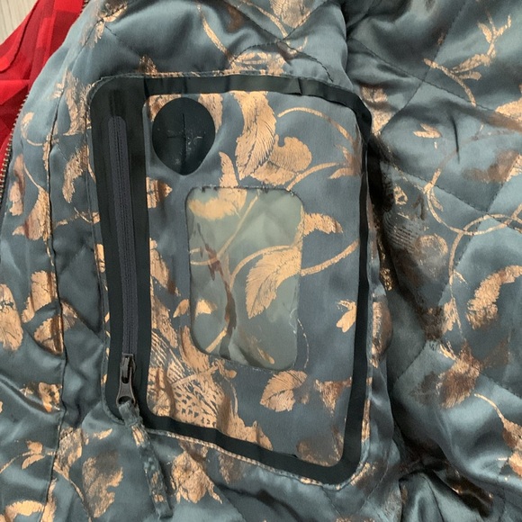 Winter Jacket - Picture 7 of 10